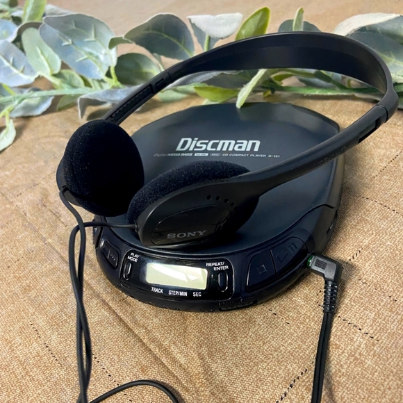 Vintage 1997" Sony Discman Digital Mage Bass CD Player - Picture 4 of 10